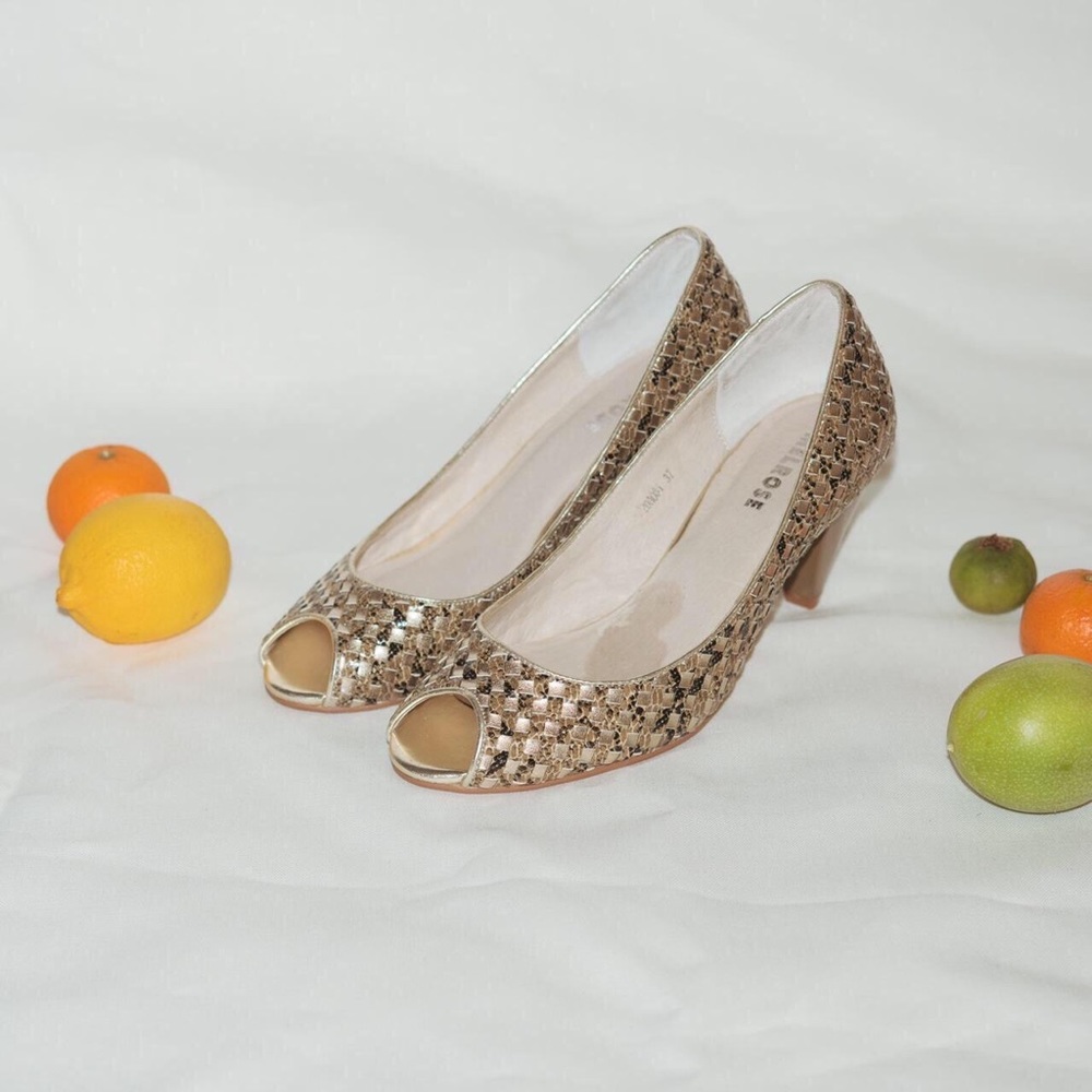 Vintage 80s-90s Melrose silver and gold snake skin print weaved heels